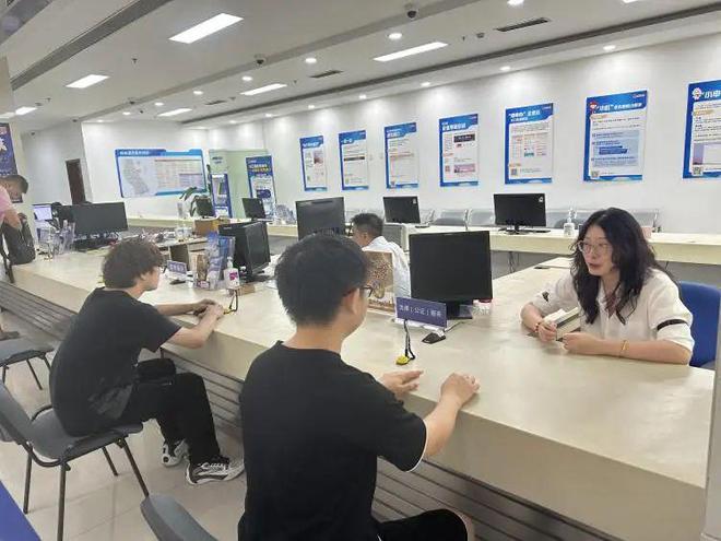 虹口區政務服務中心 惠企服務再升級，精準咨詢助力企業發展